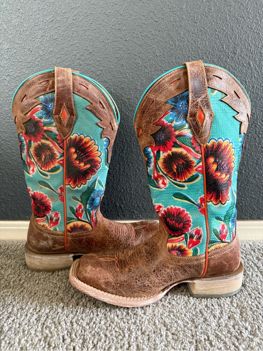 Ariat Floral Textile Champion boots